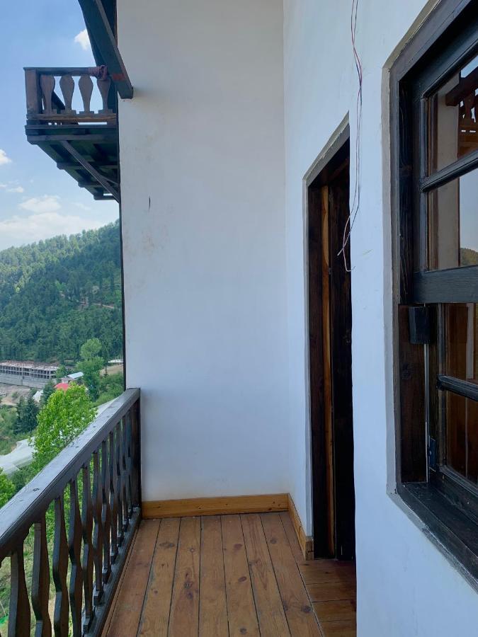 Sugar Cube Retreat Hostel Шимла Екстериор снимка