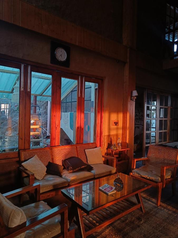 Sugar Cube Retreat Hostel Шимла Екстериор снимка