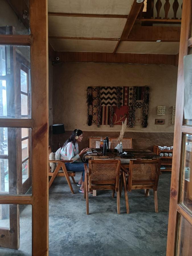 Sugar Cube Retreat Hostel Шимла Екстериор снимка